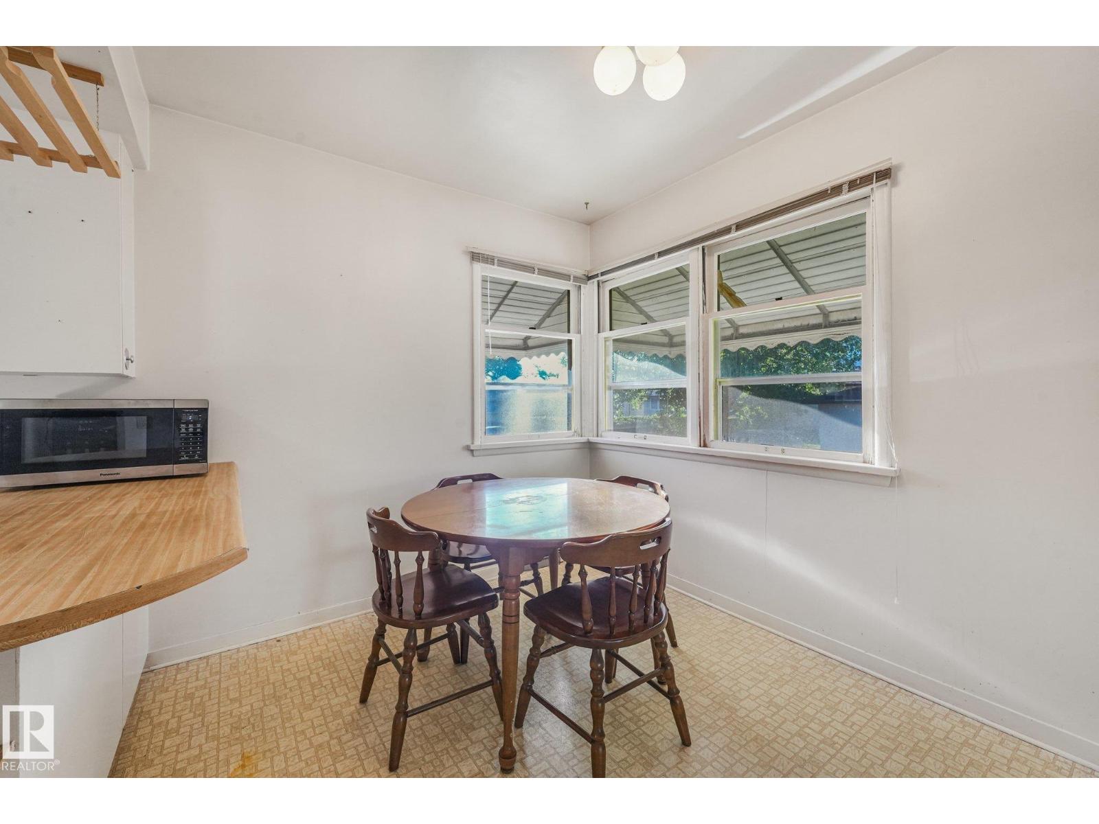 11507 135 ST NW - Image 8