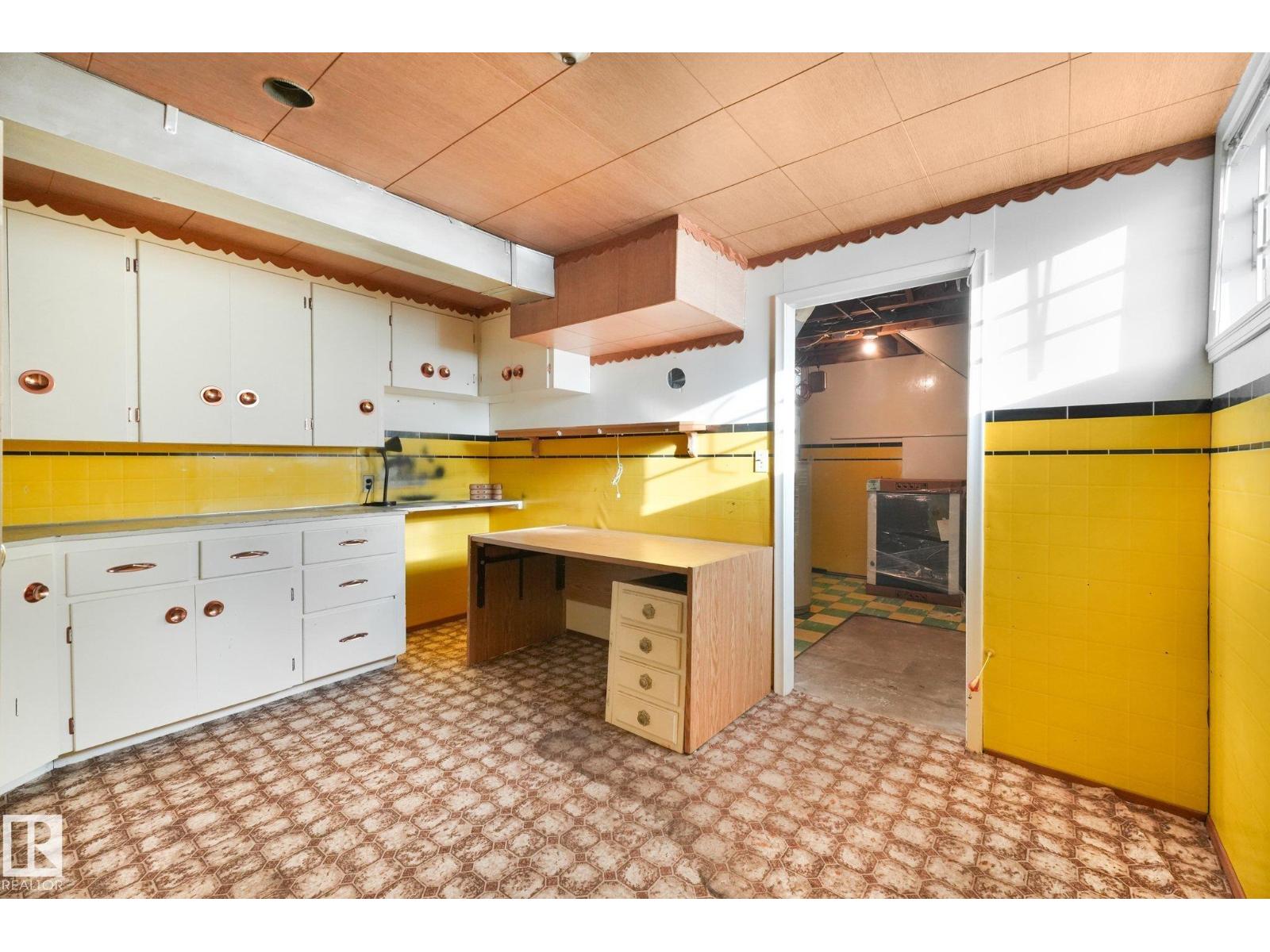 11507 135 ST NW - 31
