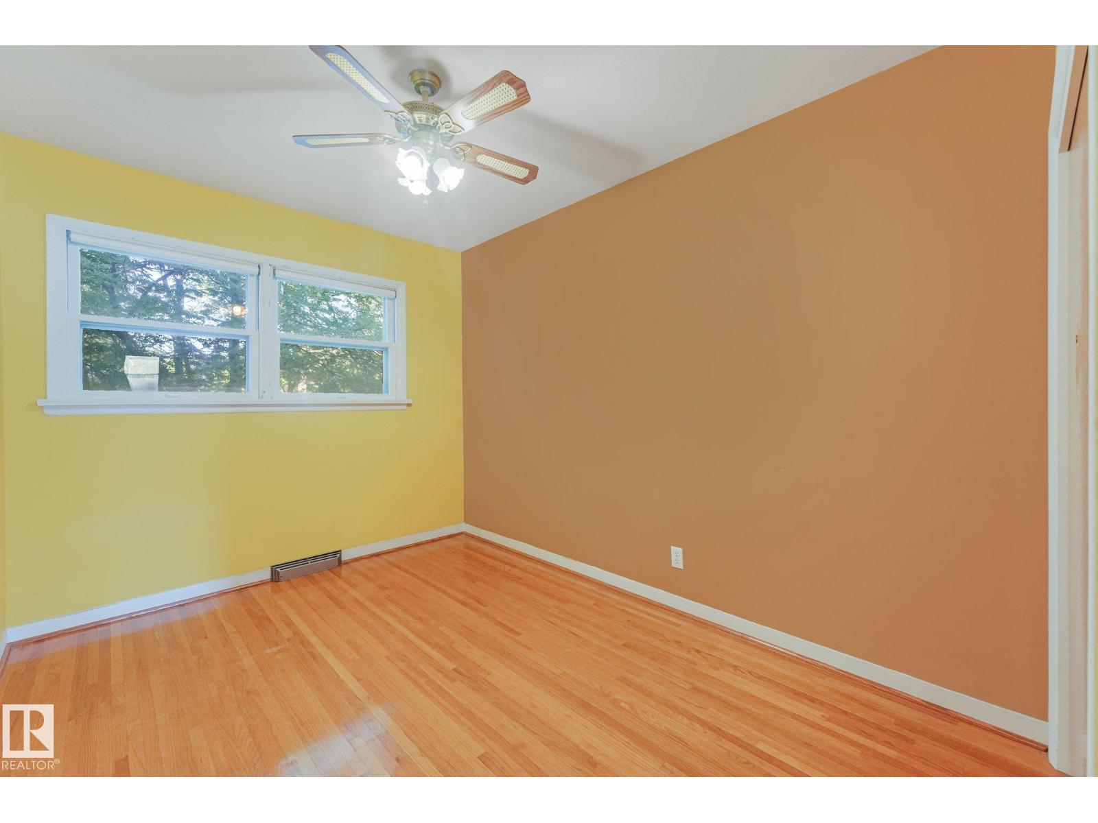 11507 135 ST NW - 17