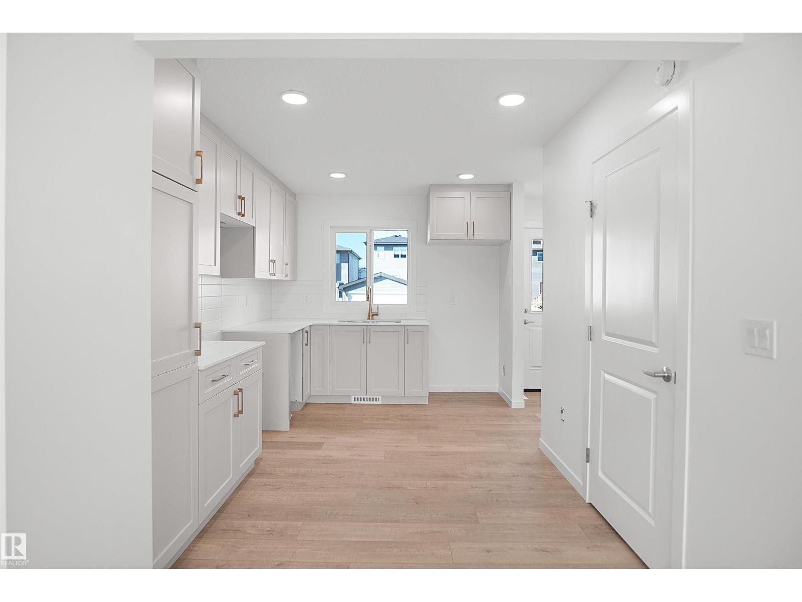 21014 24 Avenue NW, The Uplands — new townhouse, photo 9