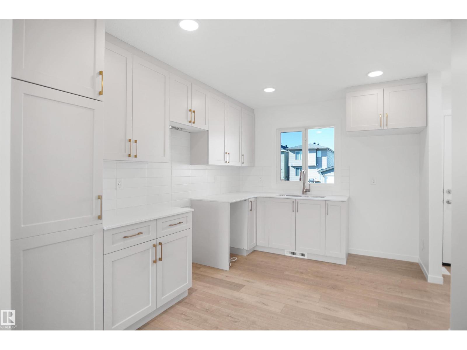 21014 24 Avenue NW, The Uplands — new townhouse, photo 10