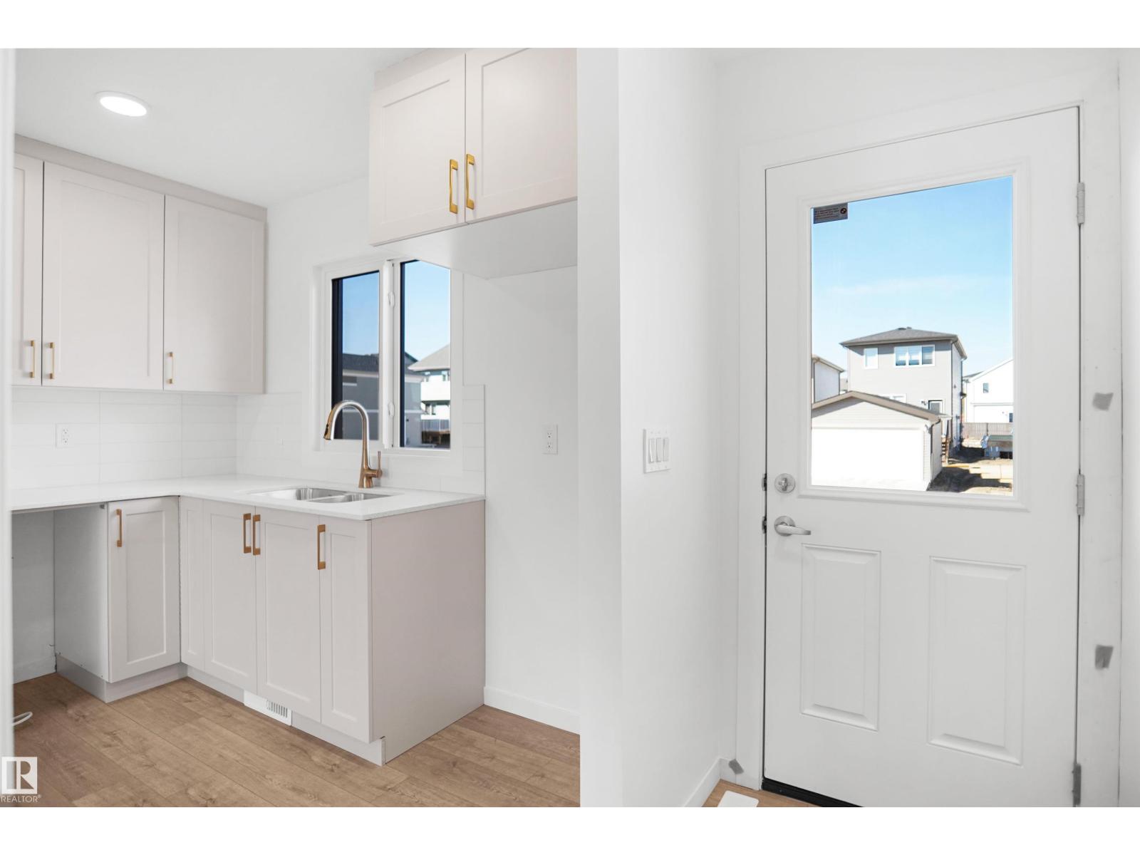 21014 24 AV NW - 14