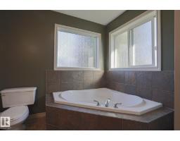 16 Lawson Bv, Spruce Grove, AB T7X4P1 Photo 14