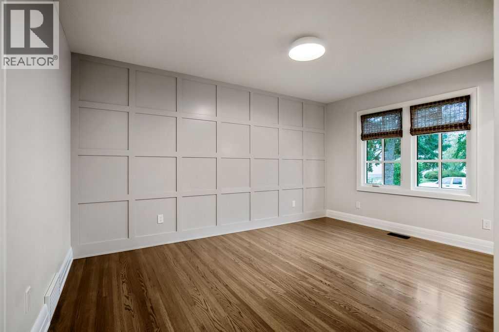 256 Westminster Drive SW - 14