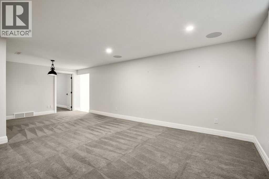 256 Westminster Drive SW - 26