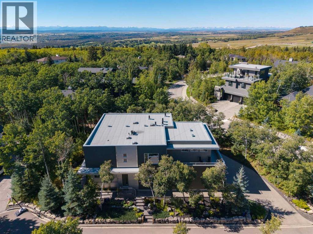 Property for sale at 50 Posthill Drive SW