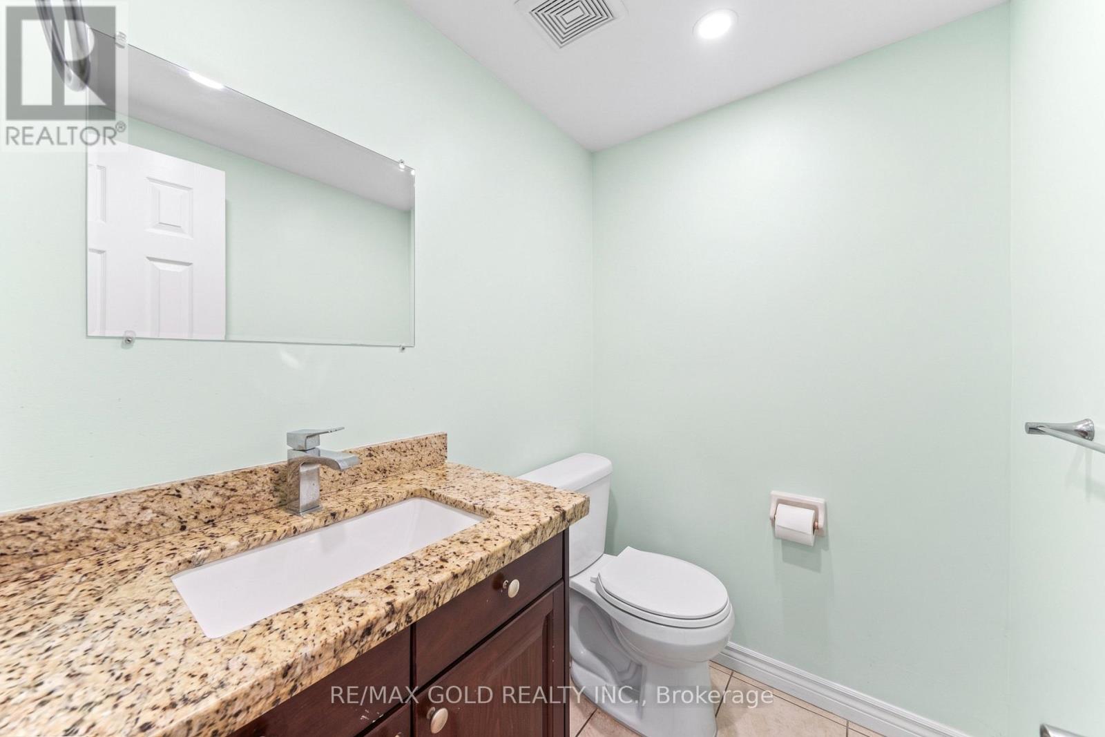 31 RAVENSCLIFFE COURT - 15