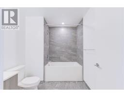 1112 - 395 Square One Drive, Mississauga, ON L5B0P6 Photo 9