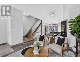 30 Michael Power Place, Toronto, ON M9A5G9 Photo 10