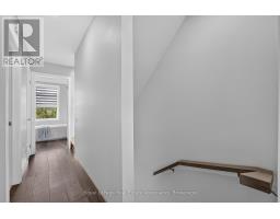 30 Michael Power Place, Toronto, ON M9A5G9 Photo 22