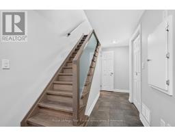 30 Michael Power Place, Toronto, ON M9A5G9 Photo 43
