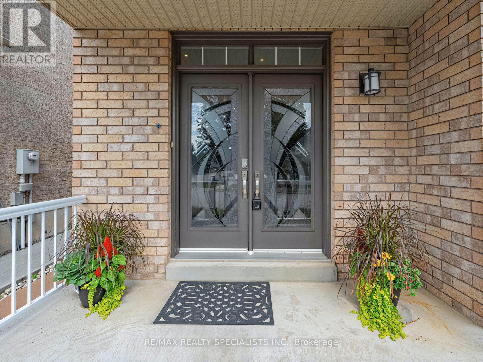 491 WILLMOTT CRESCENT - 2