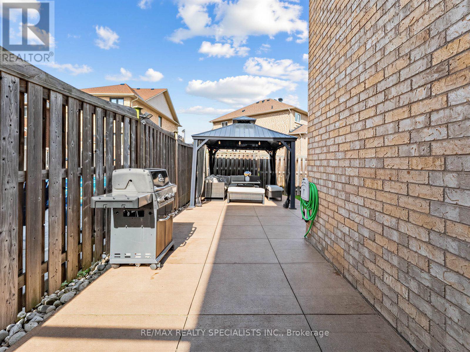 491 WILLMOTT CRESCENT - 31
