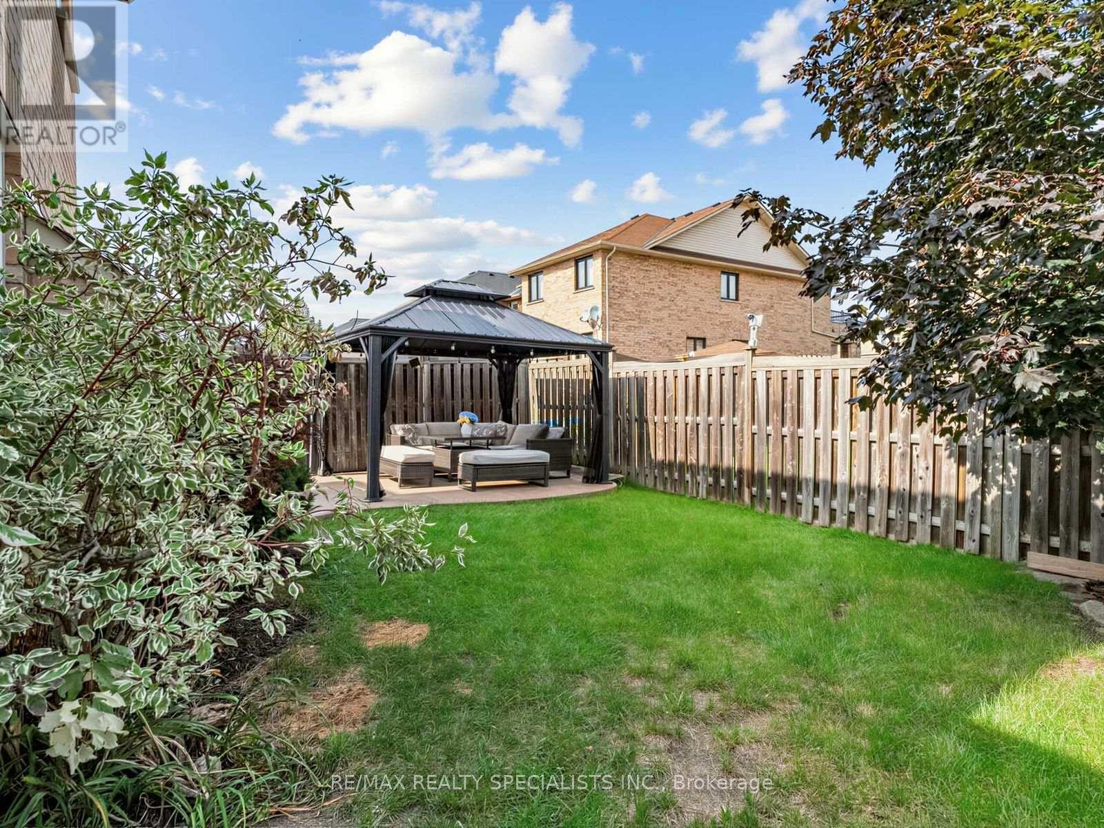 491 WILLMOTT CRESCENT - 35