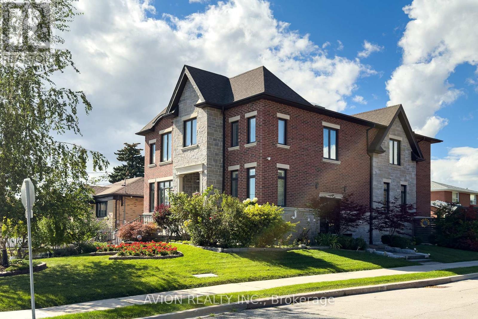 220 FALSTAFF AVENUE - Image 38