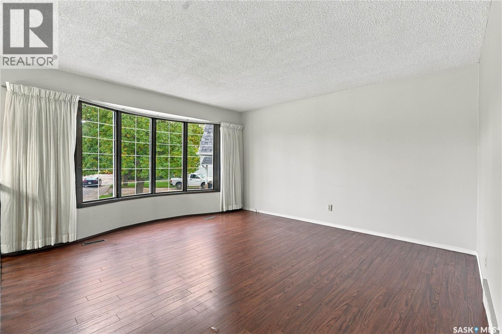 618 Priel COURT, Saskatoon — photo 4
