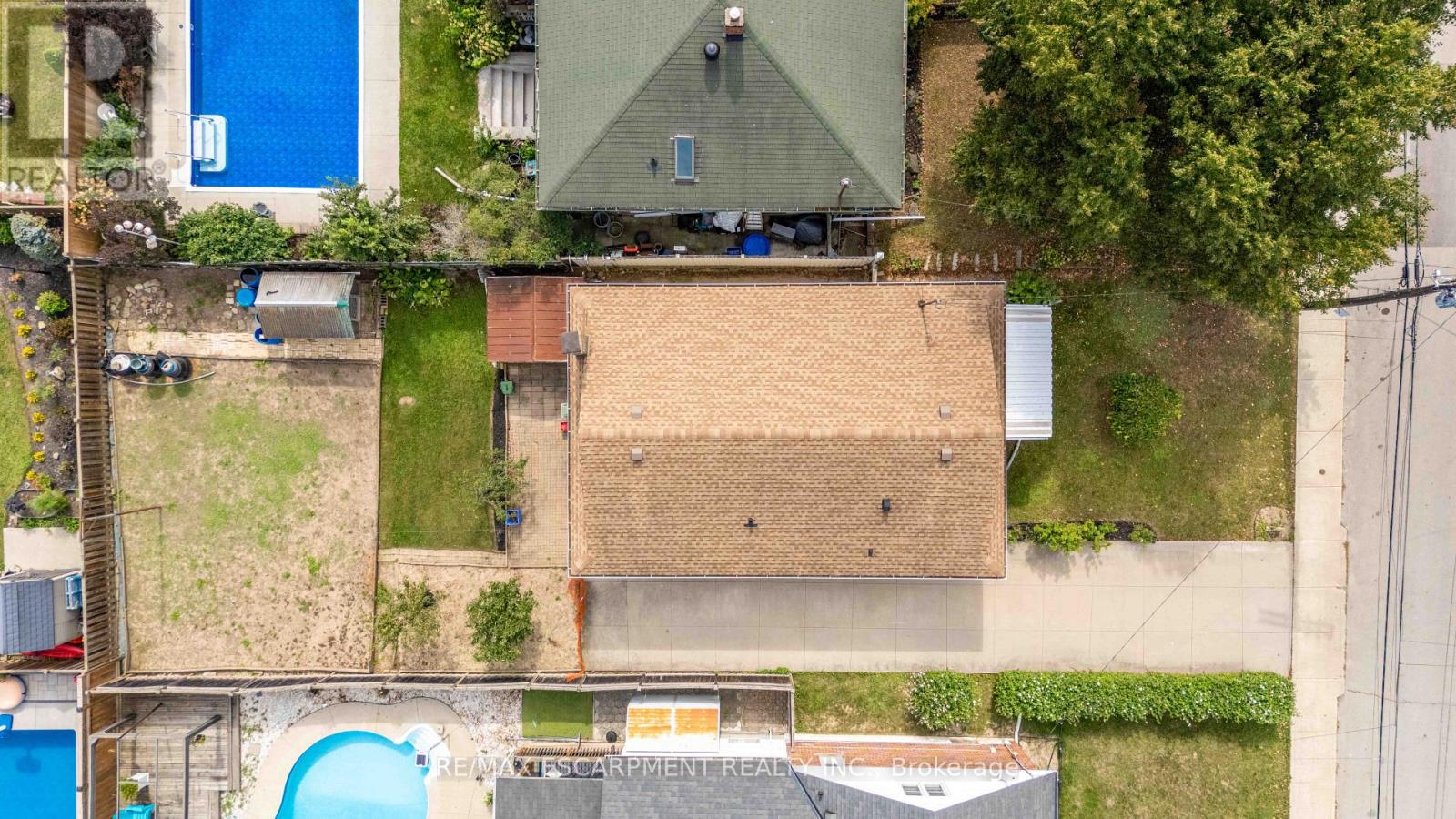 215 ROSEDALE AVENUE - 34