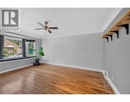 Living room - 43 East 39th Street, Hamilton, ON L8V4G9 Photo 6