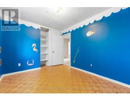 19 Amberwood Crescent, Ottawa, ON K2E7B7 Photo 30
