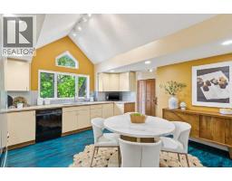 2pc Bathroom - 402 Brunswick Avenue Sw, Calgary, AB T2S1N8 Photo 14