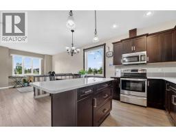 Kitchen - 274 Mildred Dobbs Boulevard N, Lethbridge, AB T1H7E3 Photo 8