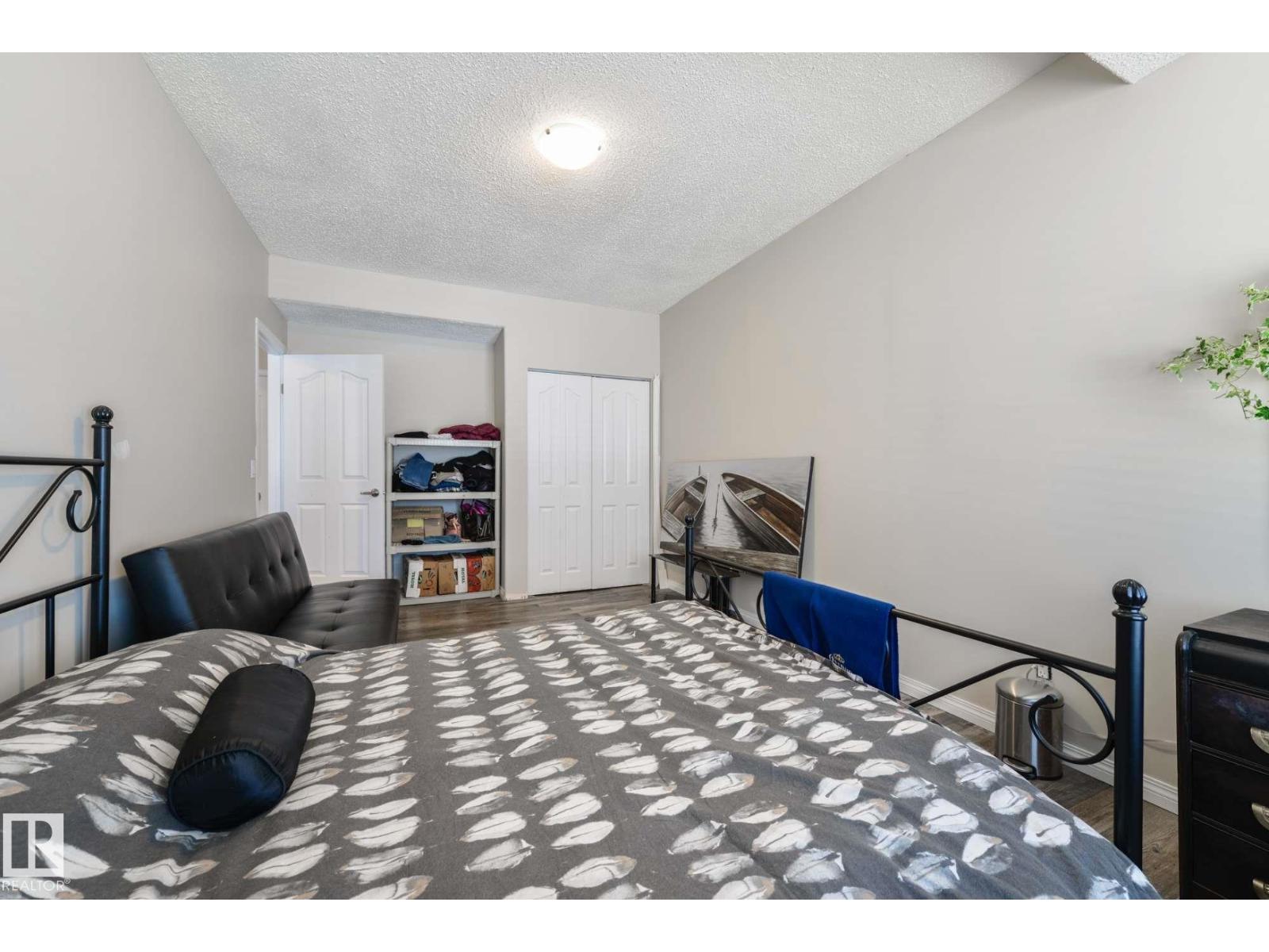 11807 171 AV NW - 46