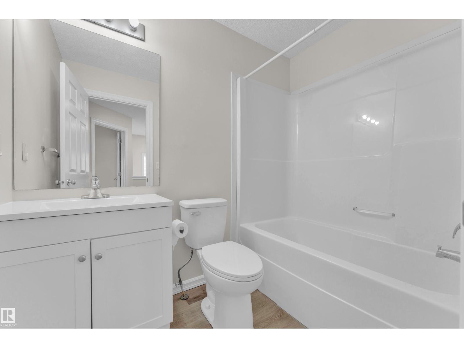 2912 31 Street NW - 27