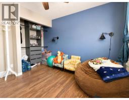 124 4 Avenue - photo 8