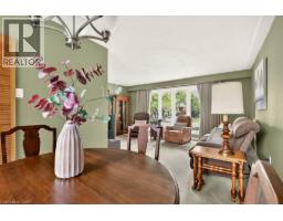Living room - 1083 Manorwood Drive, Burlington, ON L7T2L9 Photo 10