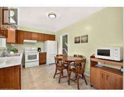 1083 Manorwood Drive, Burlington, ON L7T2L9 Photo 11