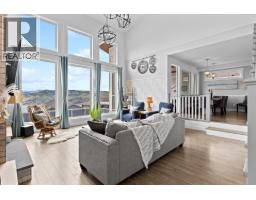 4pc Bathroom - 647 Mt Ida Drive, Coldstream, BC V1B3Y6 Photo 8