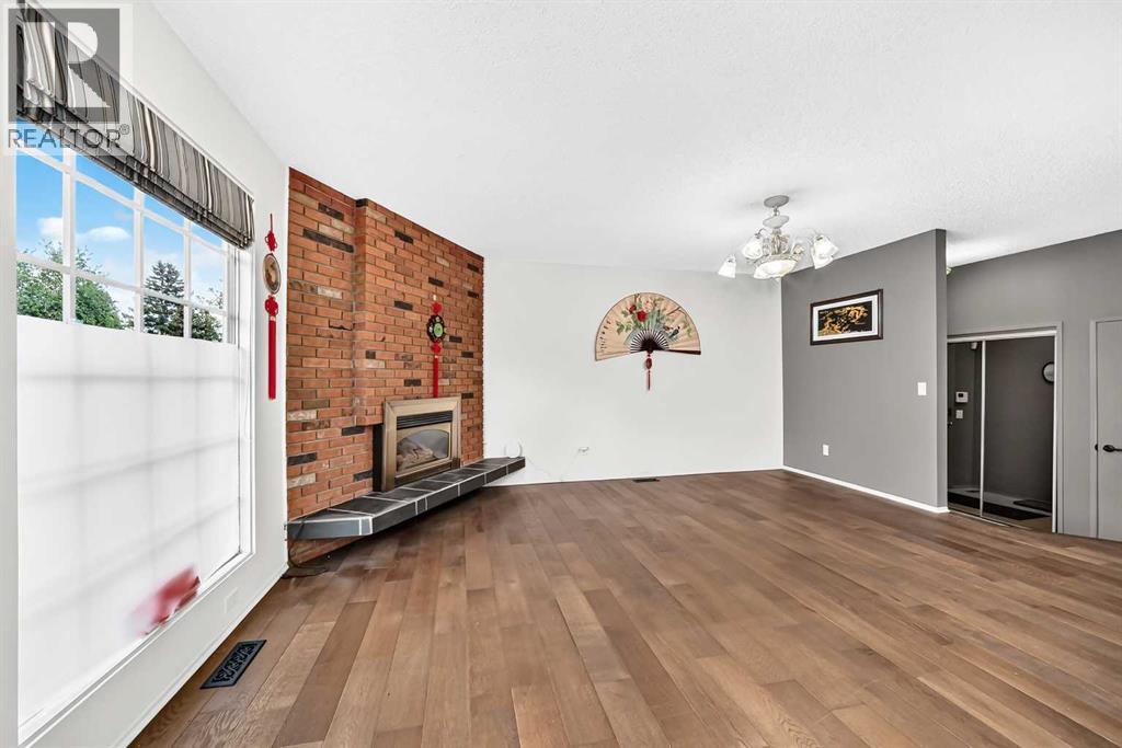 15 Maidstone Place NE - 12