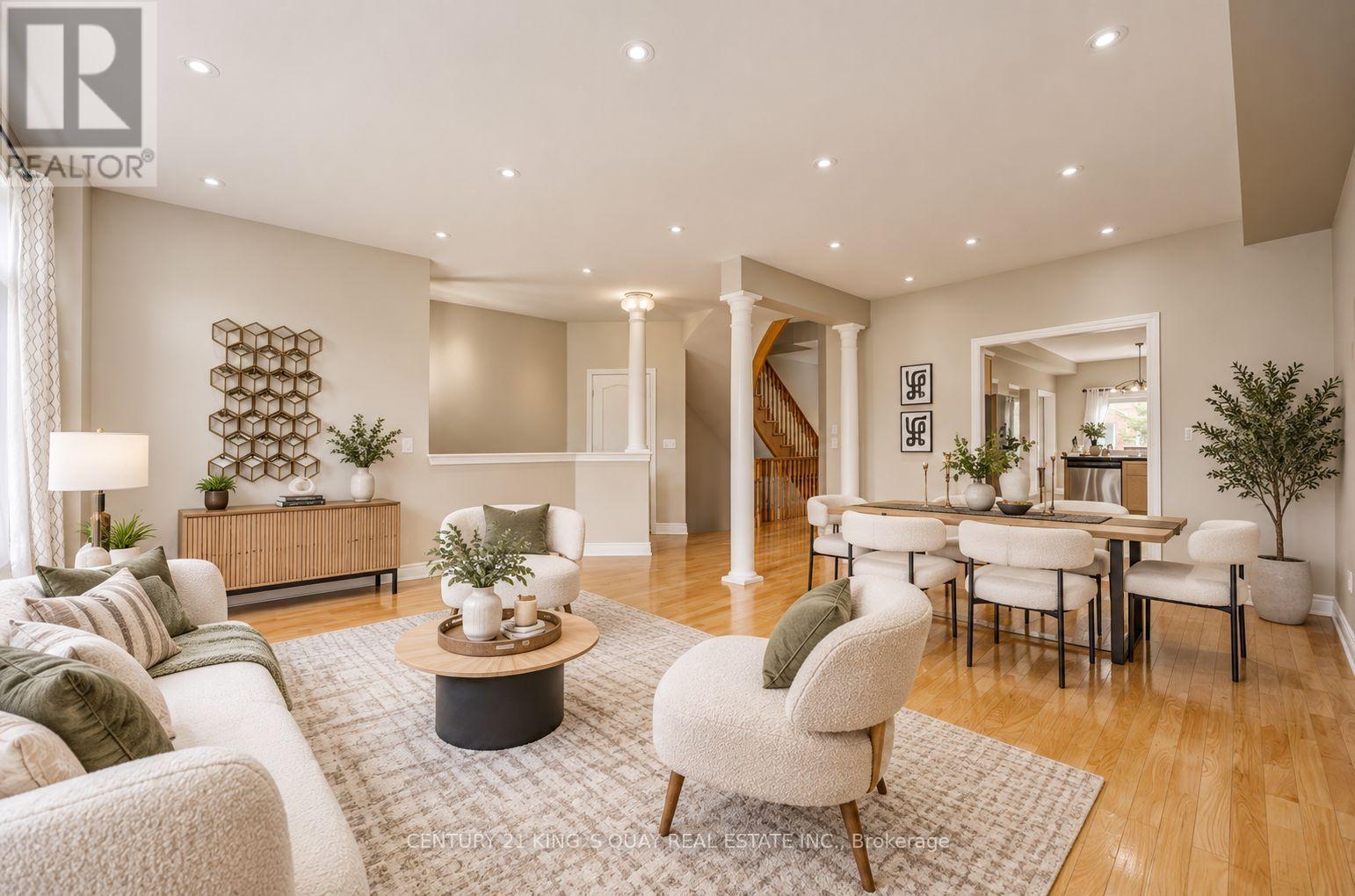 Photo of 35 RUSTWOOD ROAD
