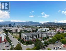 Kitchen - 2142 Vasile Road Unit# #409, Kelowna, BC V1Y6H5 Photo 9