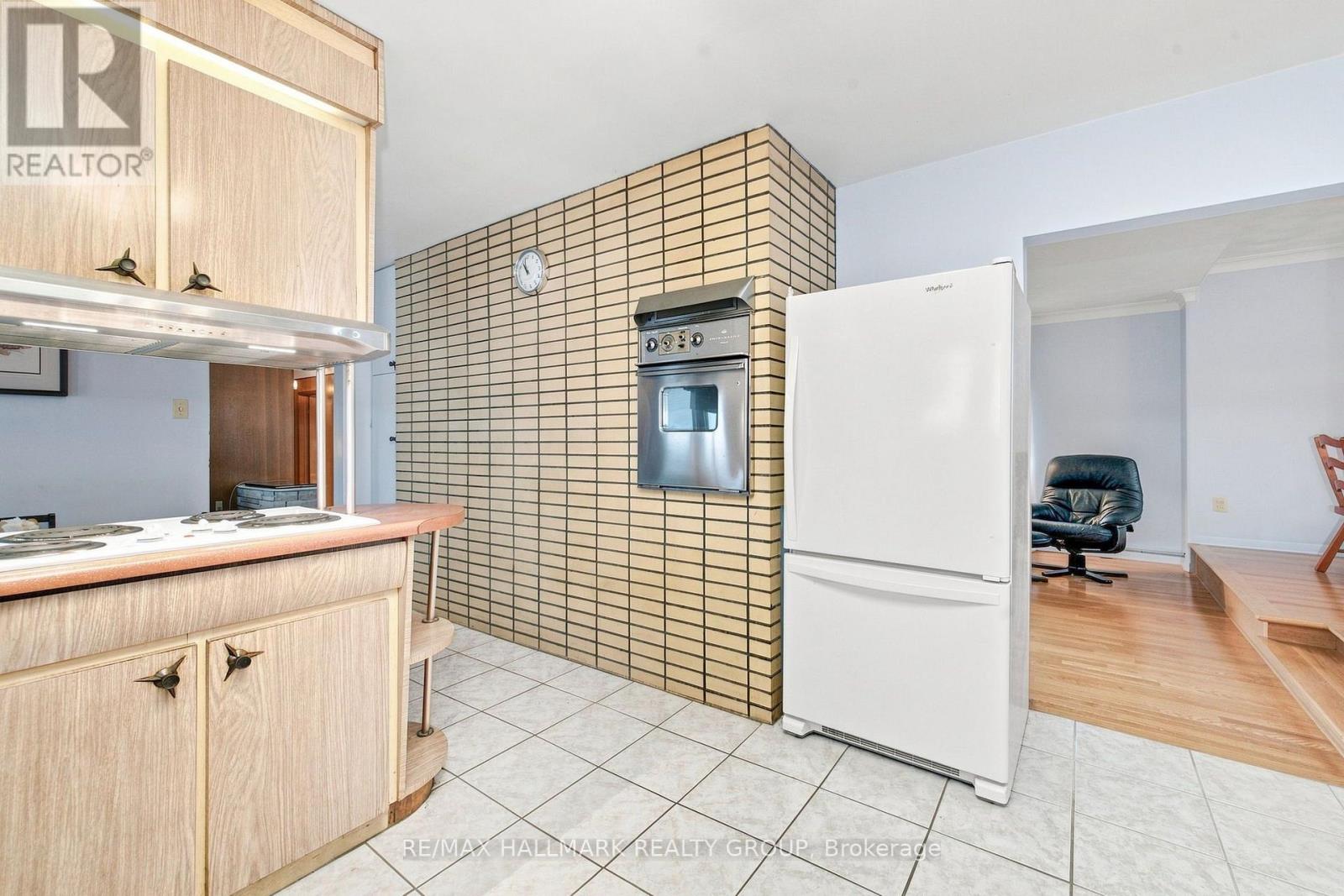855 MOUNTAINVIEW AVENUE - Image 14