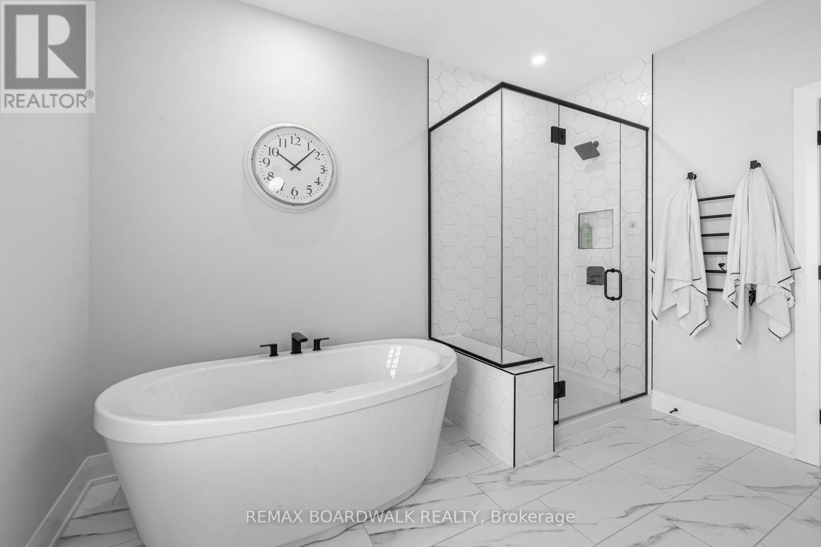 212 KASWIT DRIVE - Image 30