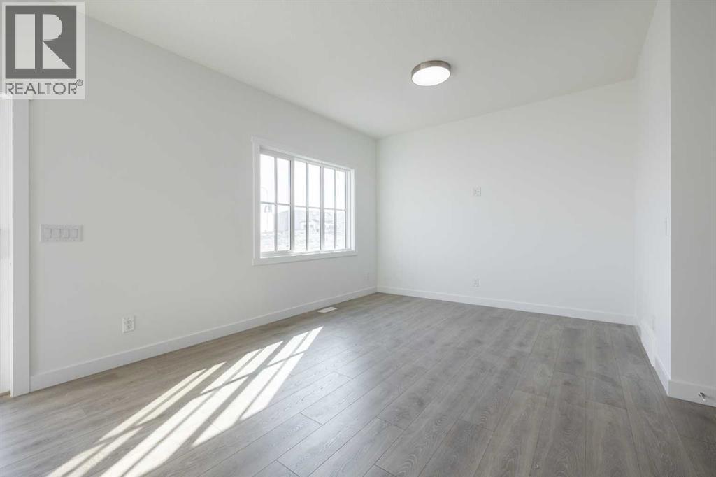 304 Edgefield Close - photo 10