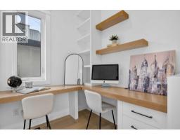 525 32 Street NW - photo 5