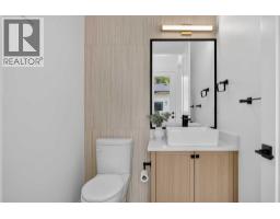 525 32 Street NW - photo 14