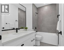 525 32 Street NW - photo 22