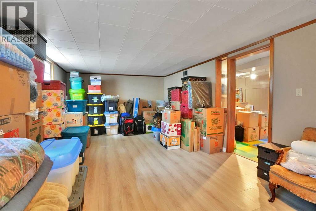 3216 27 Street SW - Image 27