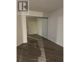 111 Elizabeth Street, Toronto, ON M5G1P7 Photo 6