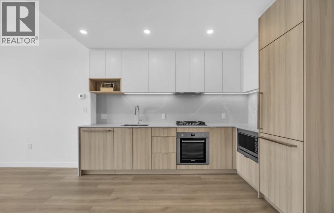 6087 WILSON Avenue, Burnaby, British Columbia, V5H0M1, Burnaby, British Columbia — photo 2 of 5