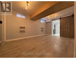 Lower - 69 Simpson Road, Newmarket, ON L3Y5E5 Photo 6