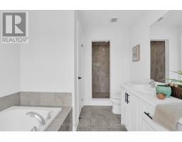 32 Alan Williams Trail, Uxbridge, ON L9P0R6 Photo 34