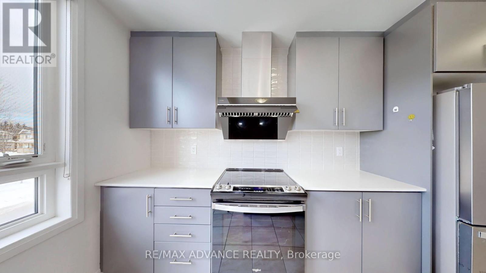 4 CAROLE BELL WAY - 7