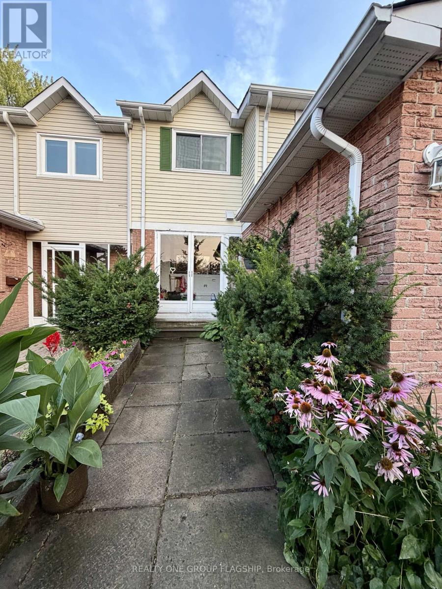 73 DURIE LANE