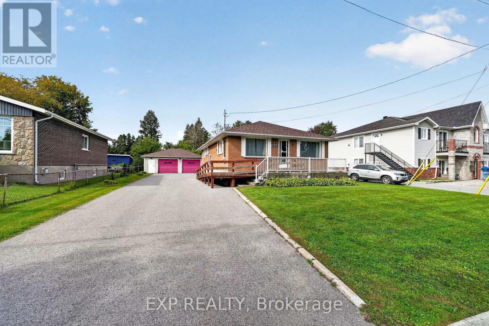 1640 BROOKDALE AVENUE - 37