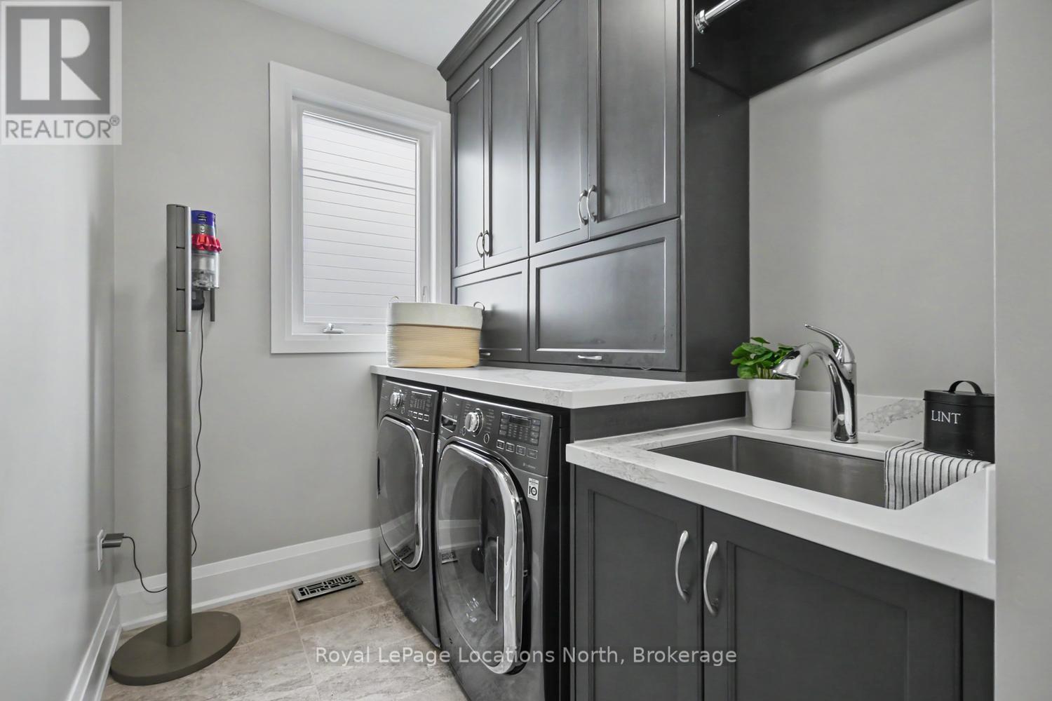 129 CRESTVIEW COURT - 22