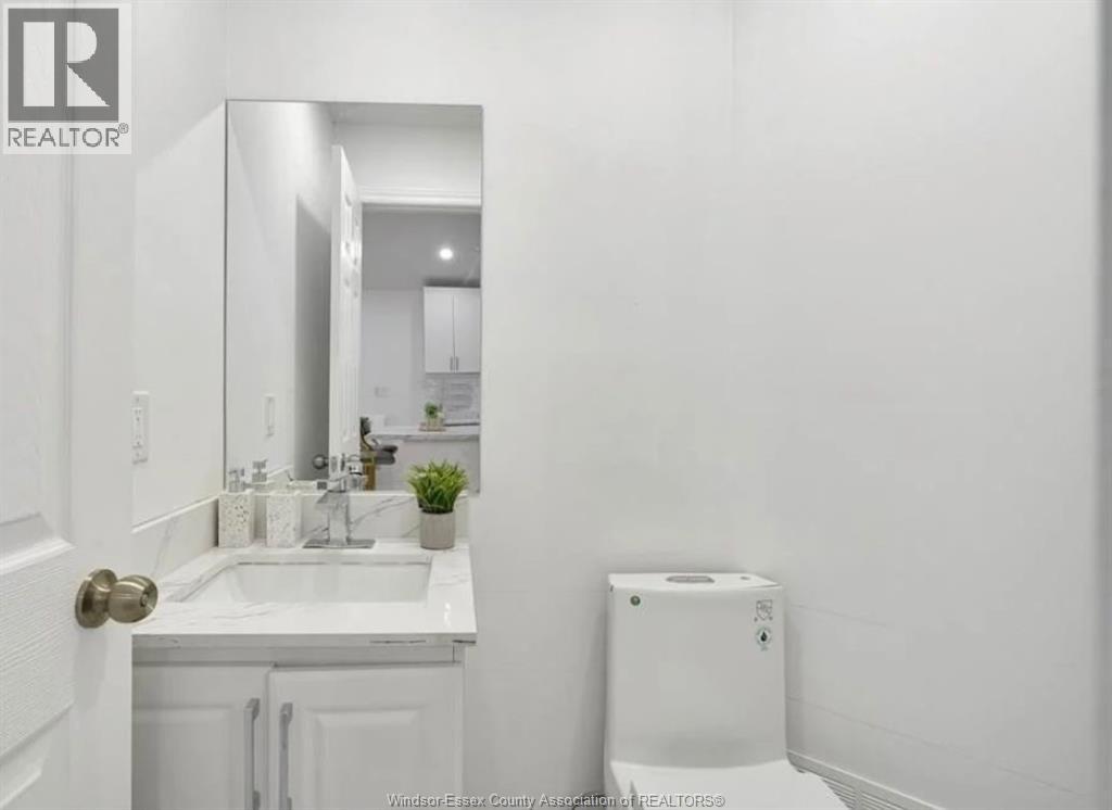 1443 CAMPBELL AVENUE - 18